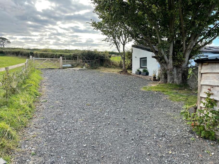 Tranquil, Secluded, Rural Cottage For Two Beaumaris Eksteriør billede
