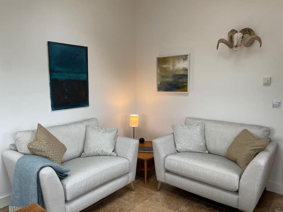 Tranquil, Secluded, Rural Cottage For Two Beaumaris Eksteriør billede